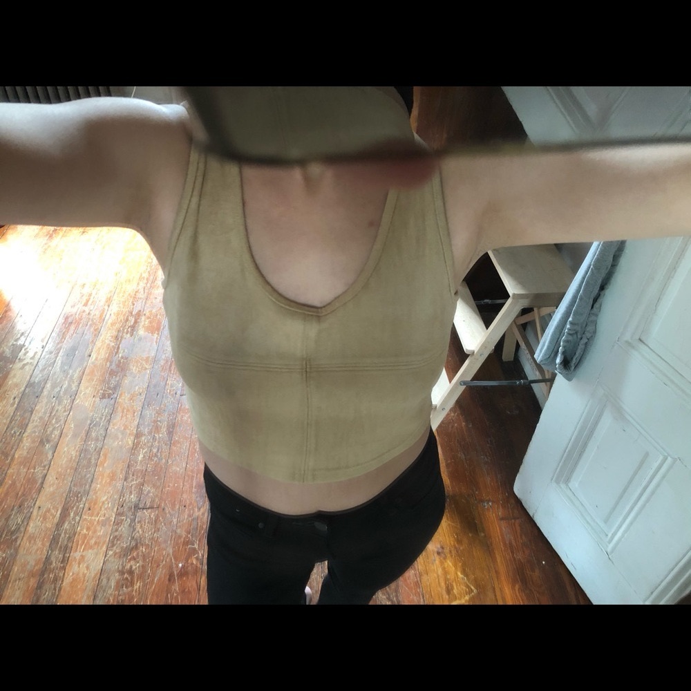 Crop Tank Top - Picture 3 of 8